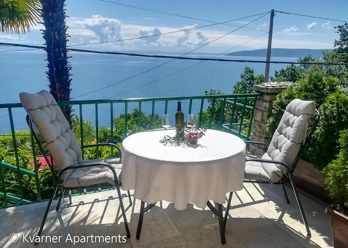 Apartman Kvarner - *